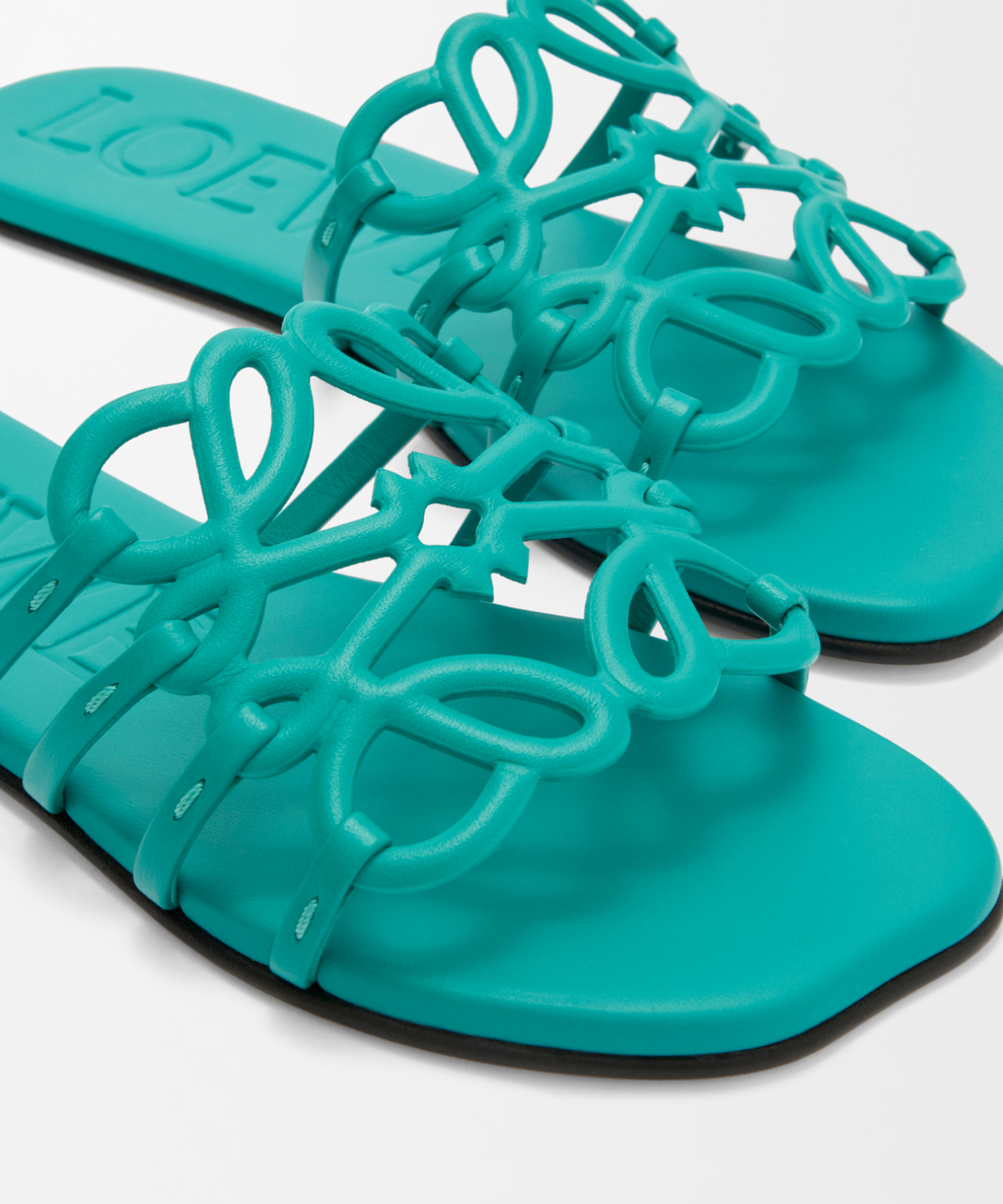 Loewe Anagram Petal Slides