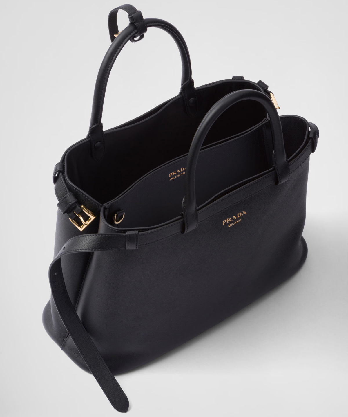 ハンドバッグ Prada Buckle medium leather handbag with double belt Prada Buckle Medium Leather Handbag With Double Belt