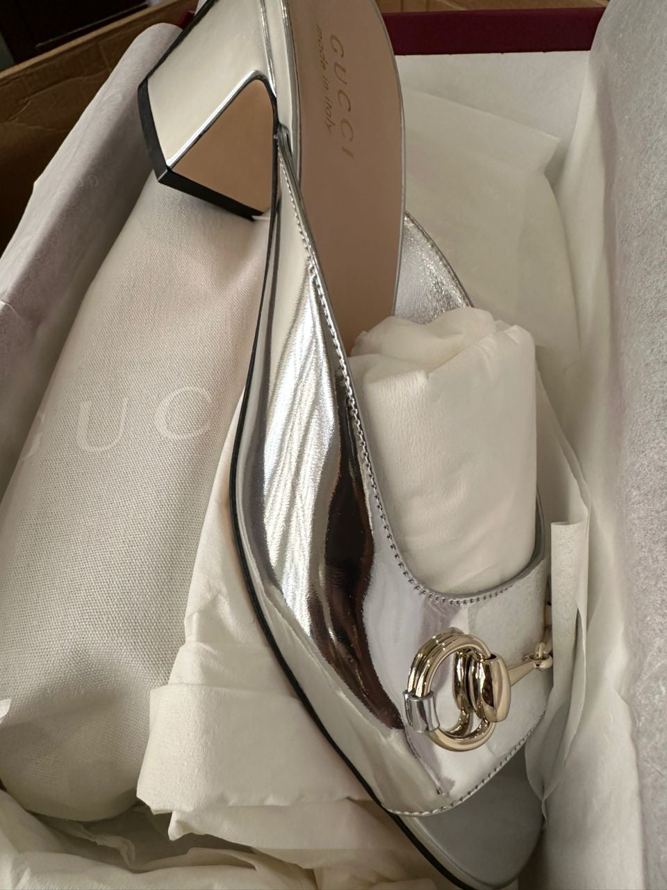 GUCCI GLOW LIGHT MULE/SILVER