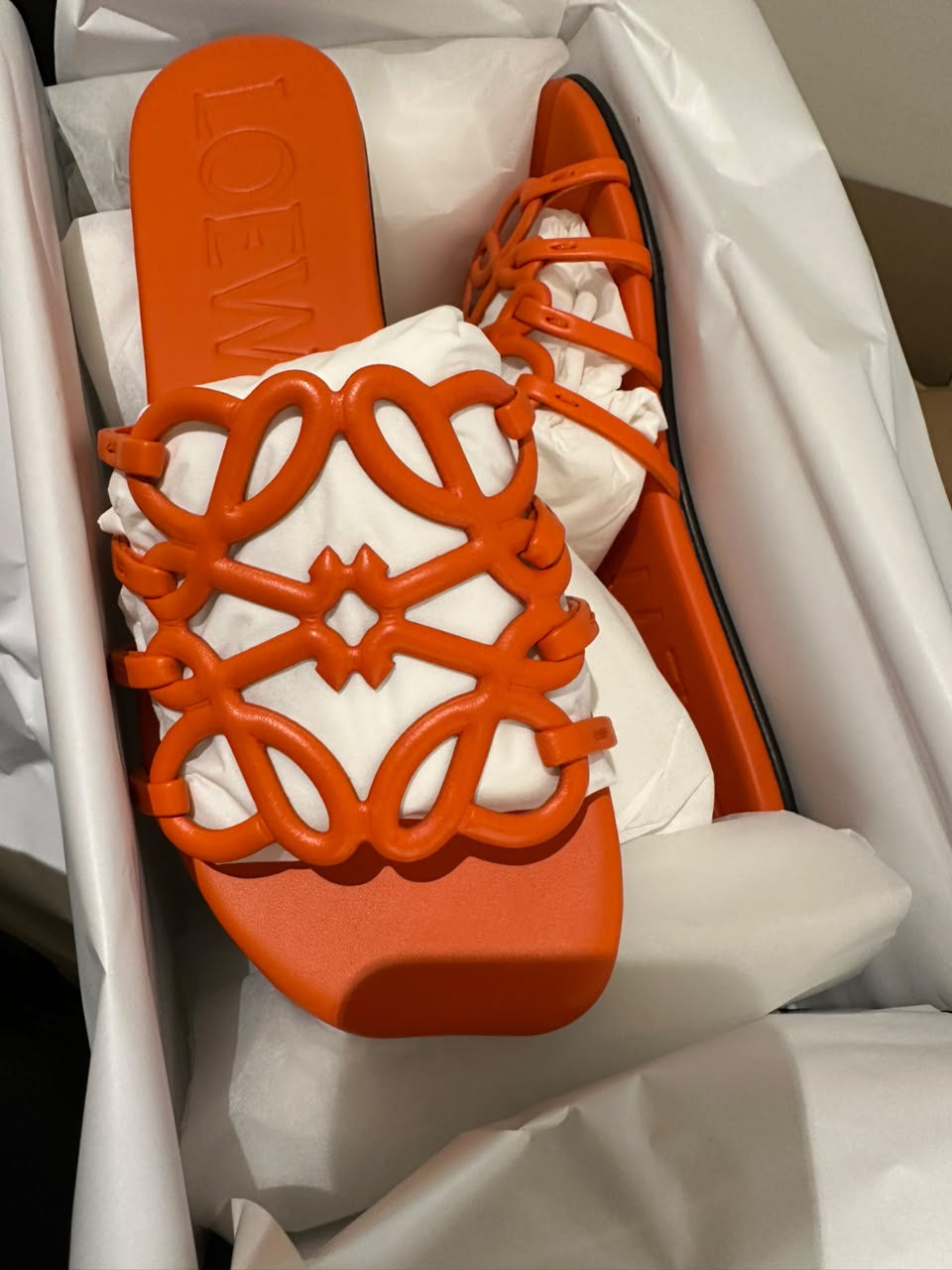 LOEWE ANAGRAM PETAL SLIDES/ORANGE